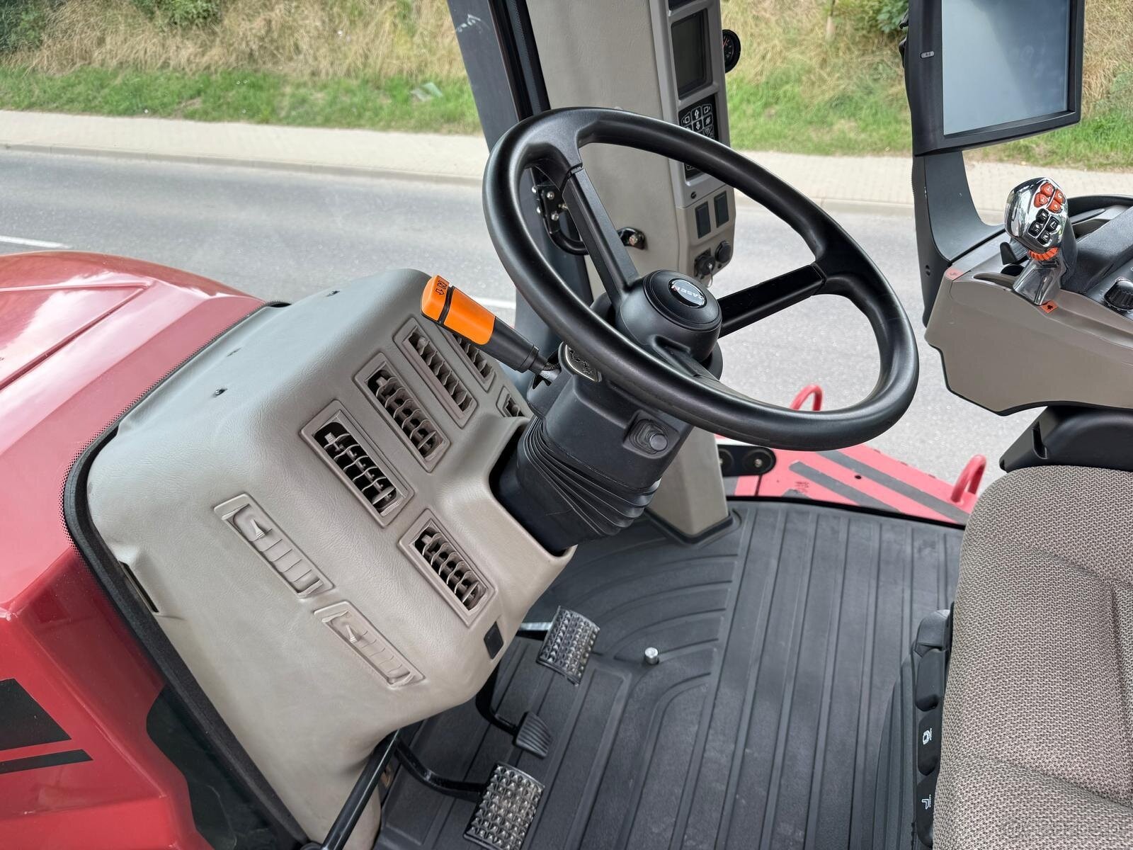 Ciągnik Rolniczy Case Quadtrac 620 rok pr 2015 6700mth , tyl - 6