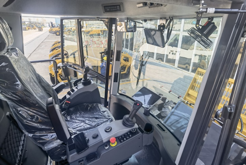 Refundacja 50% NOWY Kompaktor MAXUS 21-35 Ton Compactor - 6