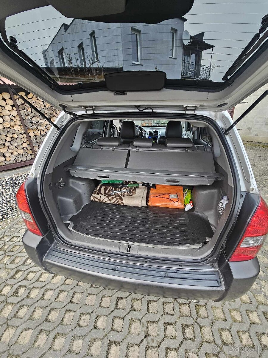 Hyundai Tucson 2.0 crdi 2006 rok - 6