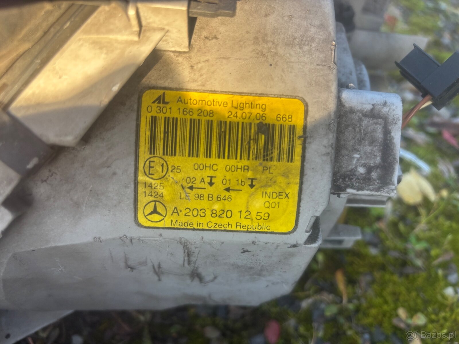 Lampy przednie używane Mercedes Benz C200 odbiór wkasny - 6