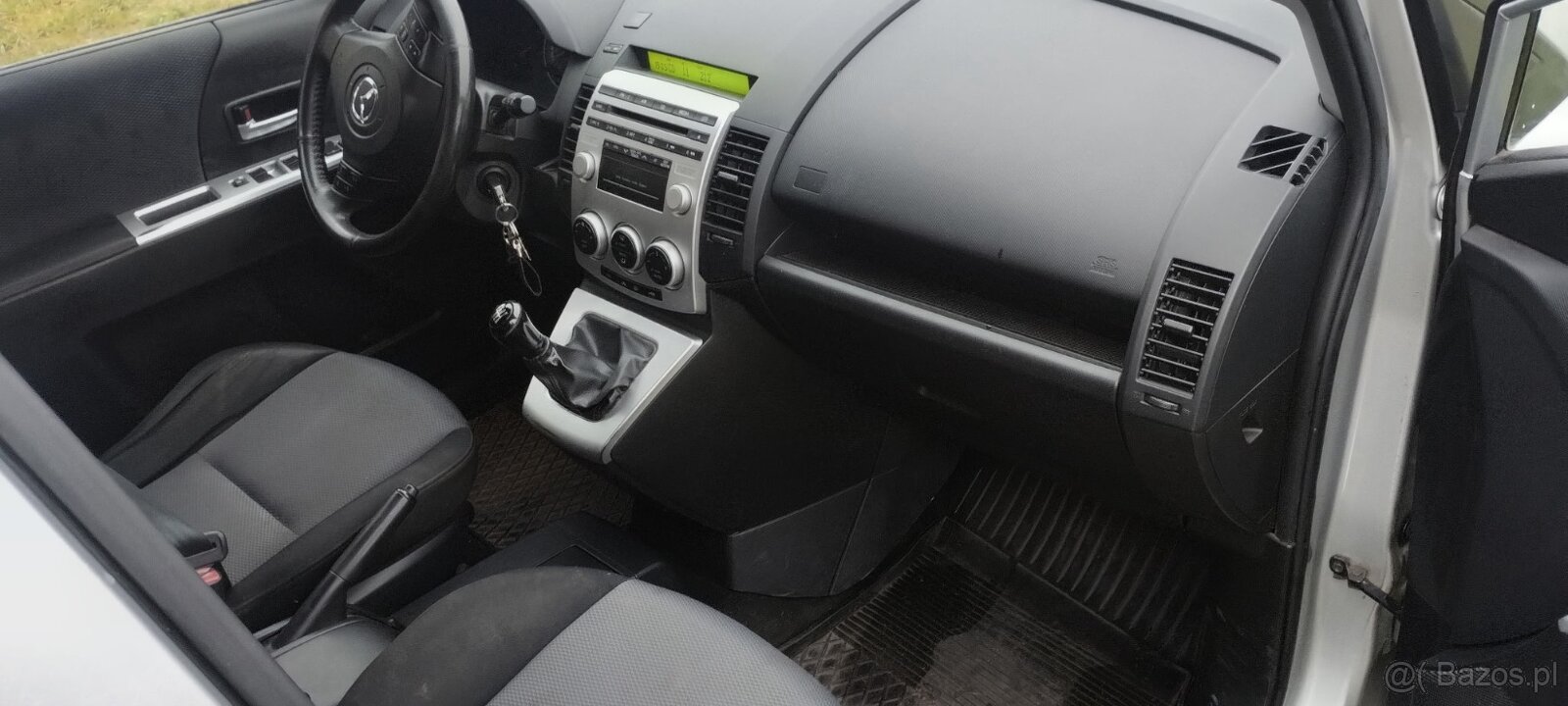 MAZDA 5 - 6