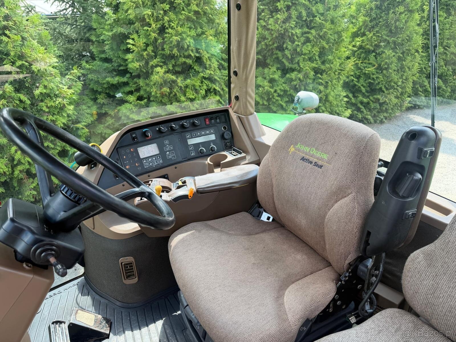 Ciągnik rolniczy John Deere 8320 PowerShift rok prod. 2002 s - 6