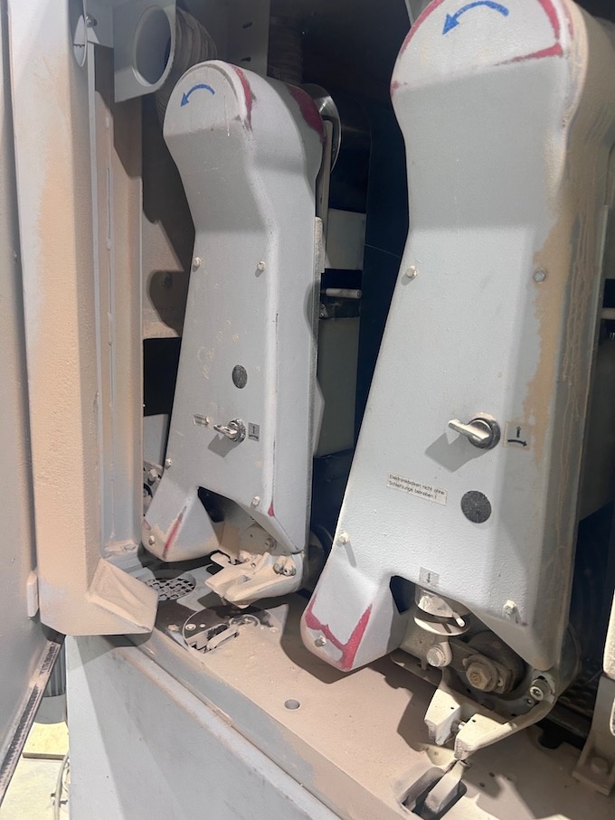 Szlifierka szerokotaśmowa BUTFERING Lucky - 6