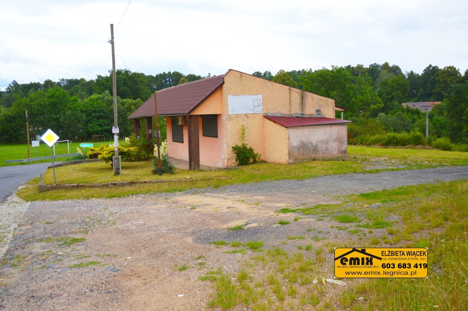 Lokal z możliwością przekształcenia na dom, działka 2880m2 - 6