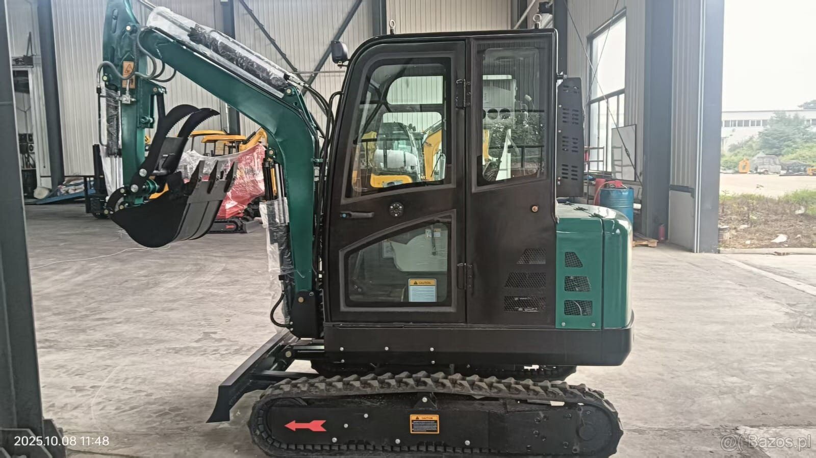 KOPARKA GĄSIENNICOWA 3,5T - 6