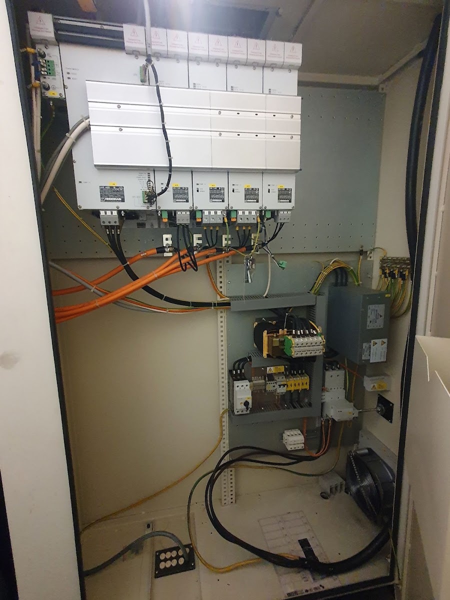 TAJMAC MCFV 2080 STANDARD - Centrum obróbcze / Pionowe - 6