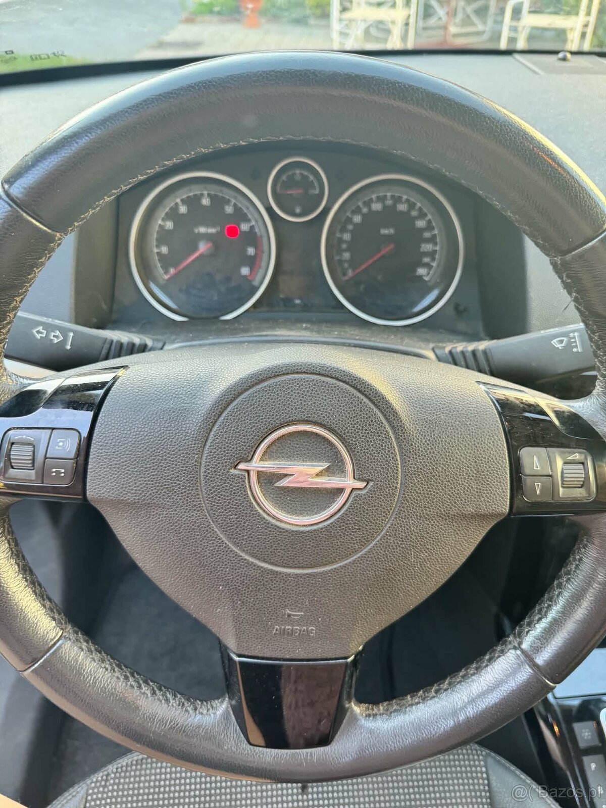 Sprzedam Opel Astra niski przebieg - 6