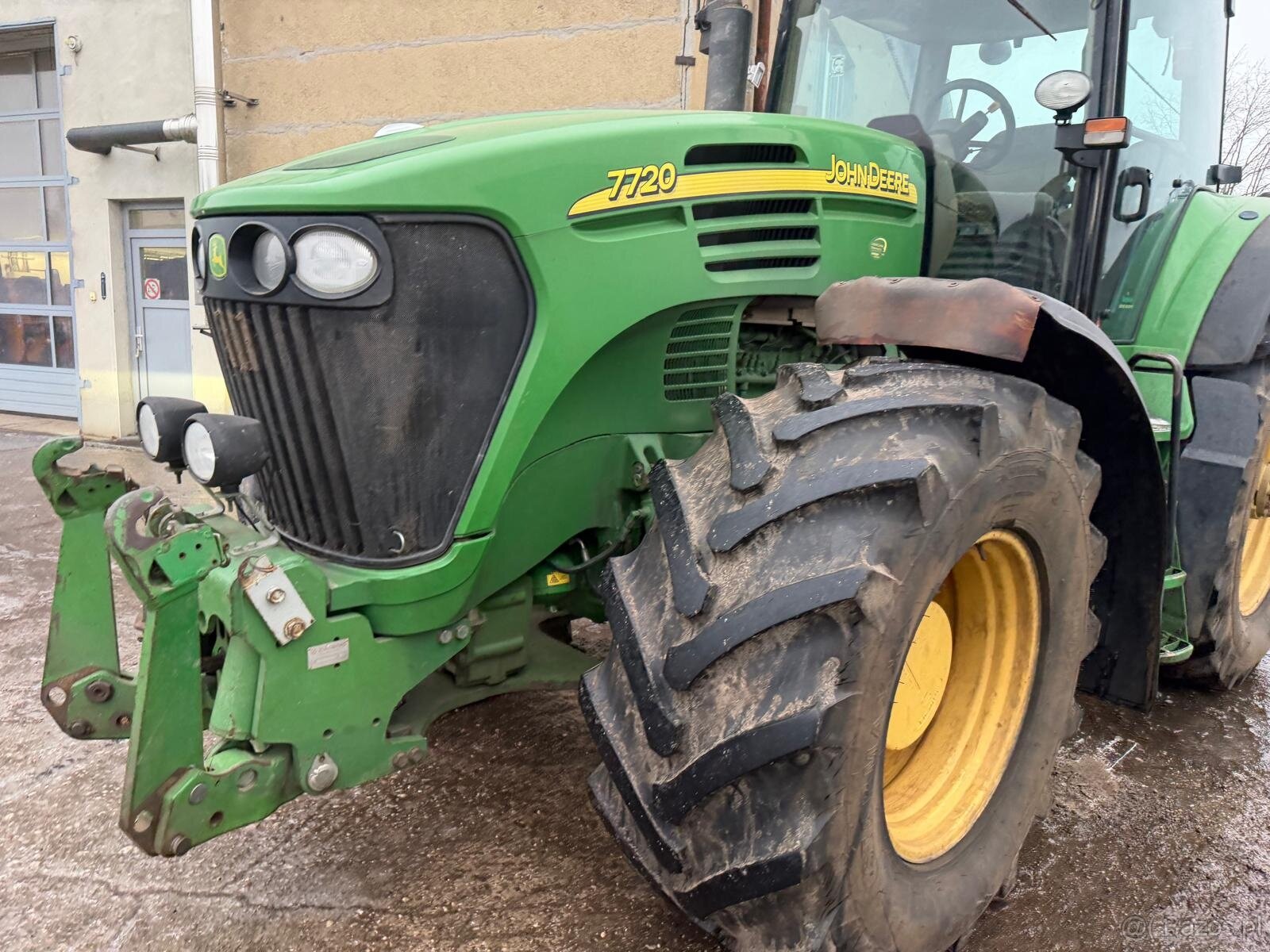 Ciągnik rolniczy John Deere 7720 PowerQuad przedni Tuz WOM S - 6