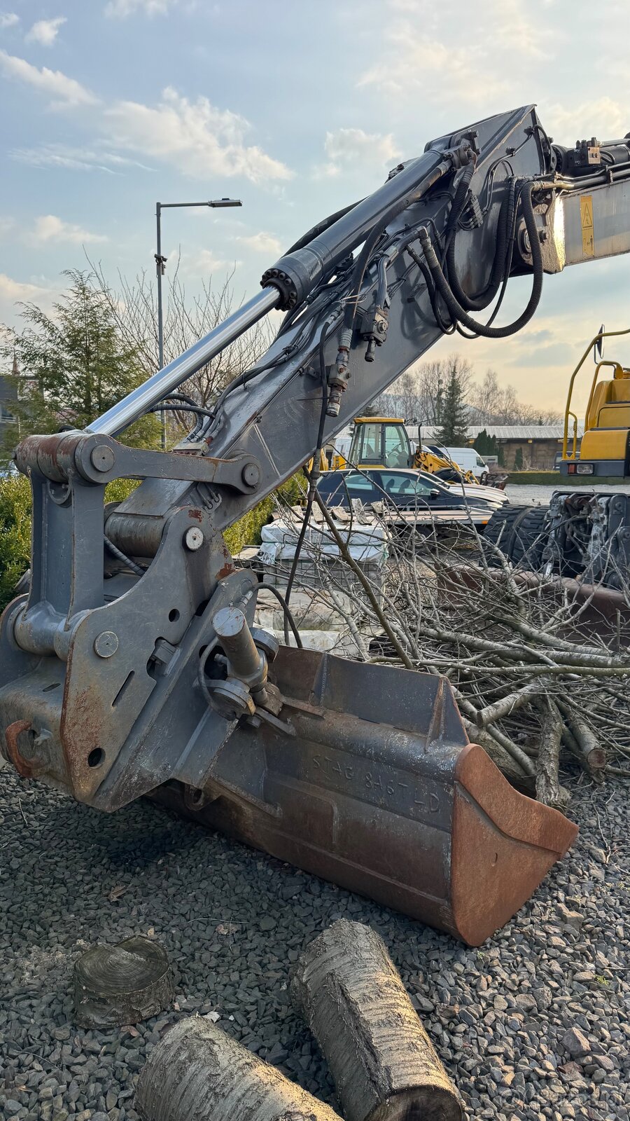 Koparka kołowa VOLVO EW 180C - 6