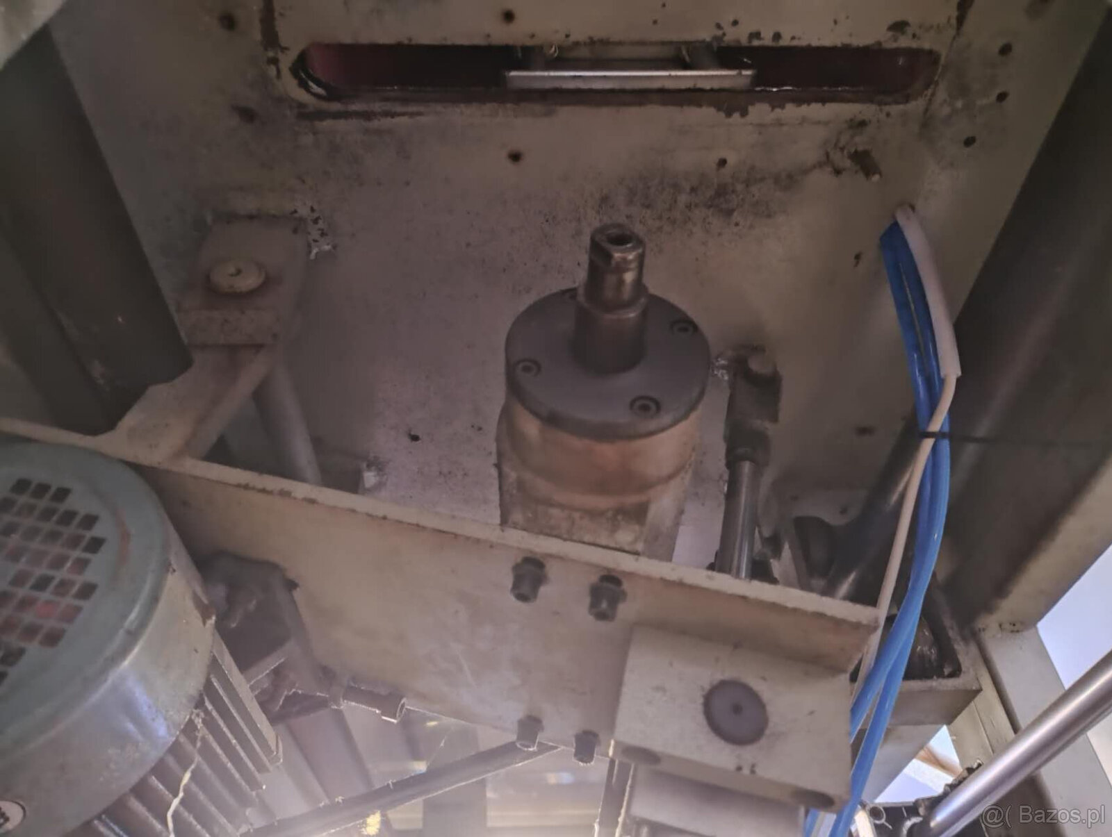 Piła tarczowa poprzeczna z ruchomym stołem - 6