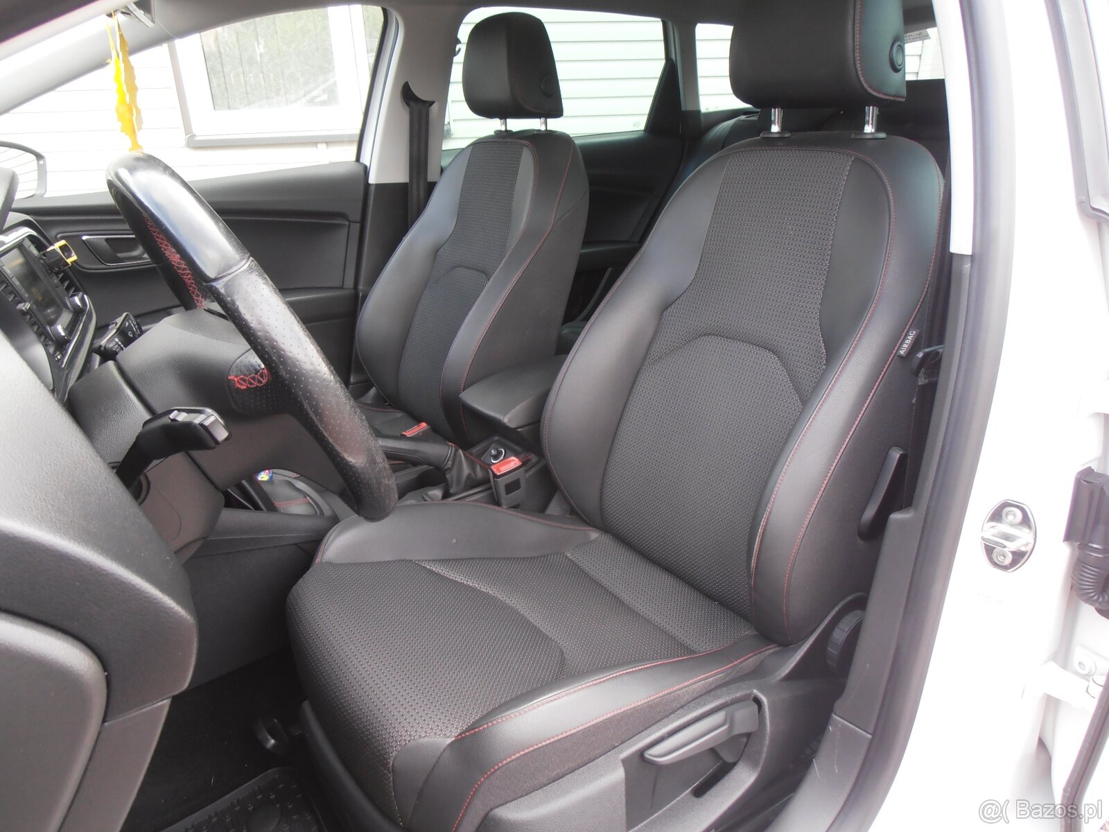 Leon III 1.4 FR PANORAMA NAVI LED - 6