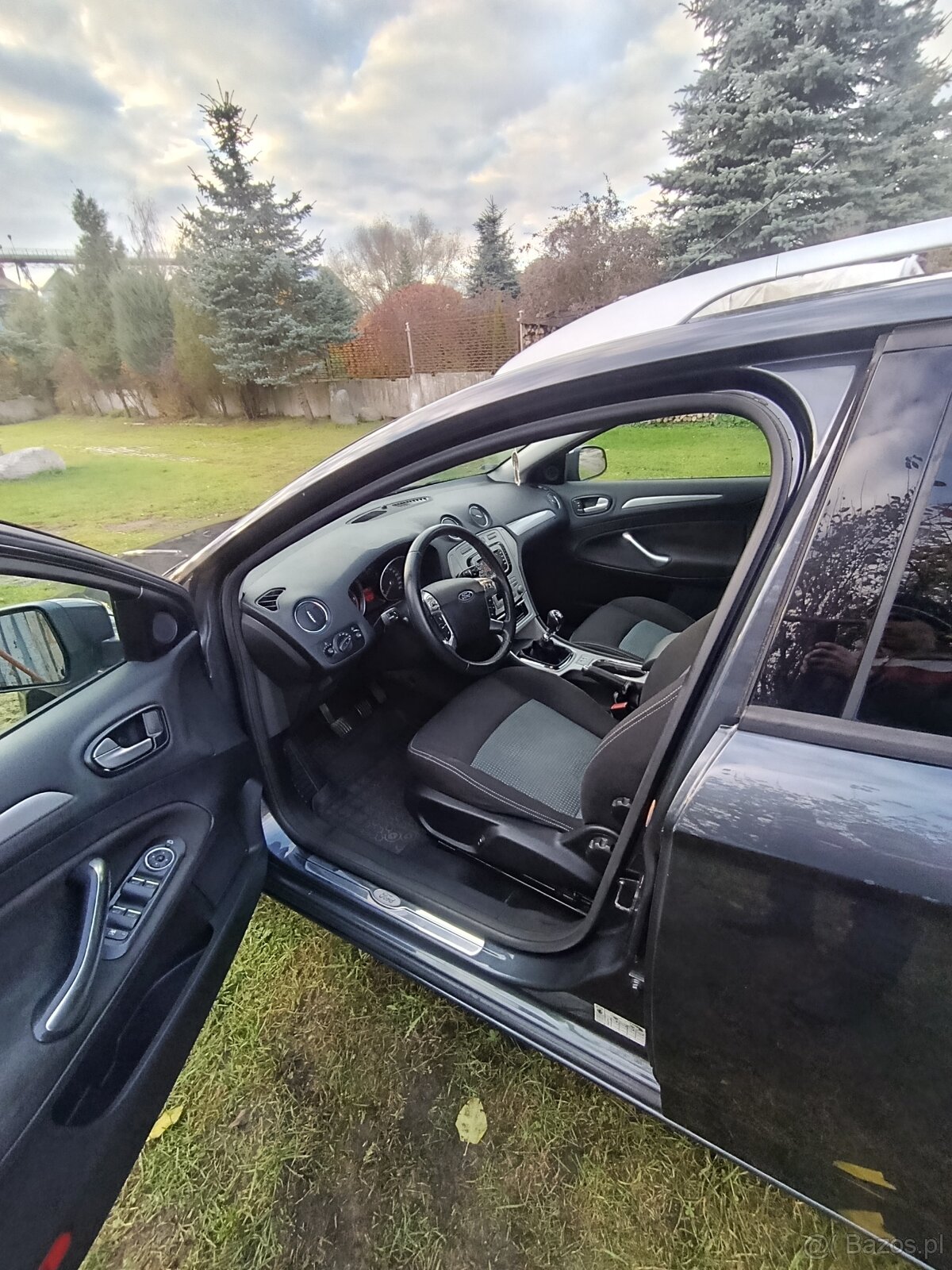 Sprzedam Ford Mondeo MK4 combi 2009 roku - 6