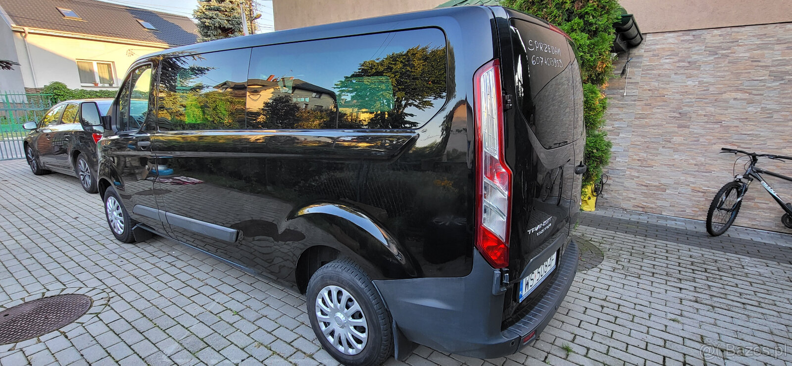 Ford Custom 9-cio osobowy Long - 6