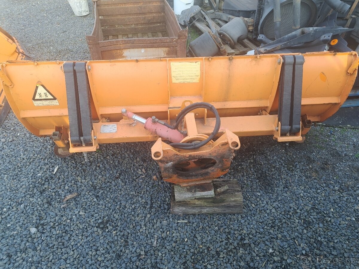 Lemiesz: Przedni obrotowy lemiesz do odśnieżania 2m. - 6