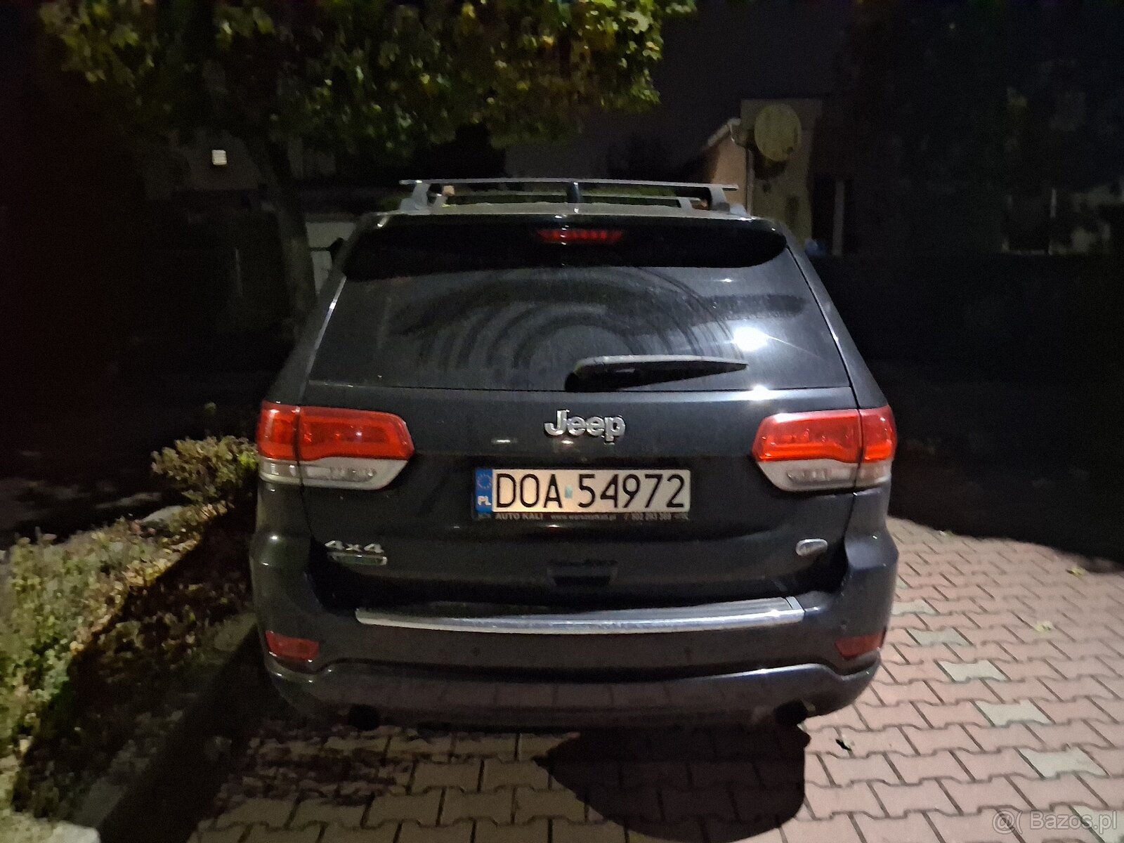 Sprzedam jeep grand cherokee-uszkodzony - 6