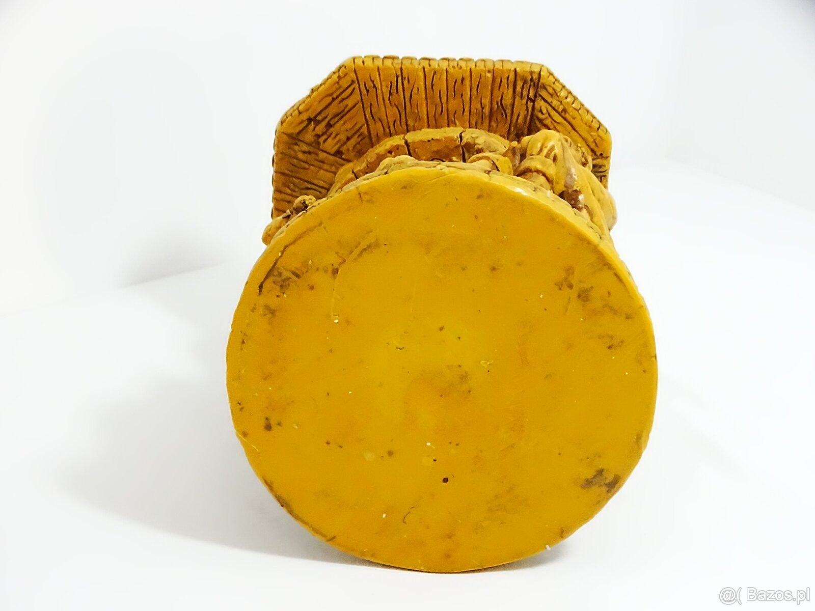 Ozdobna, rzeźbiona, duża i ciężka świeca o wysokości 28 cm i - 6