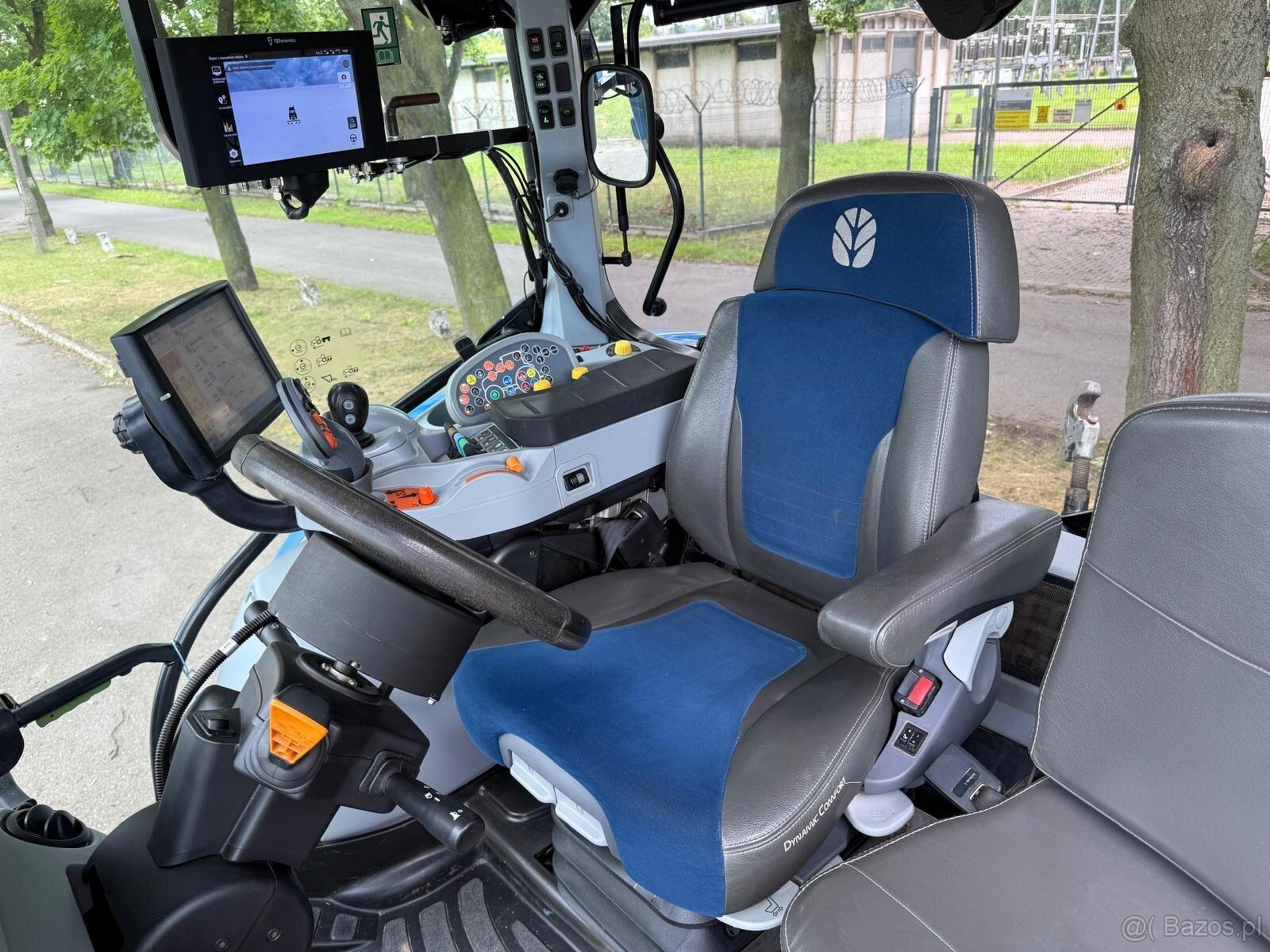 Ciągnik Rolniczy New Holland T7.270 AutoCommand rok pr 2019 - 6