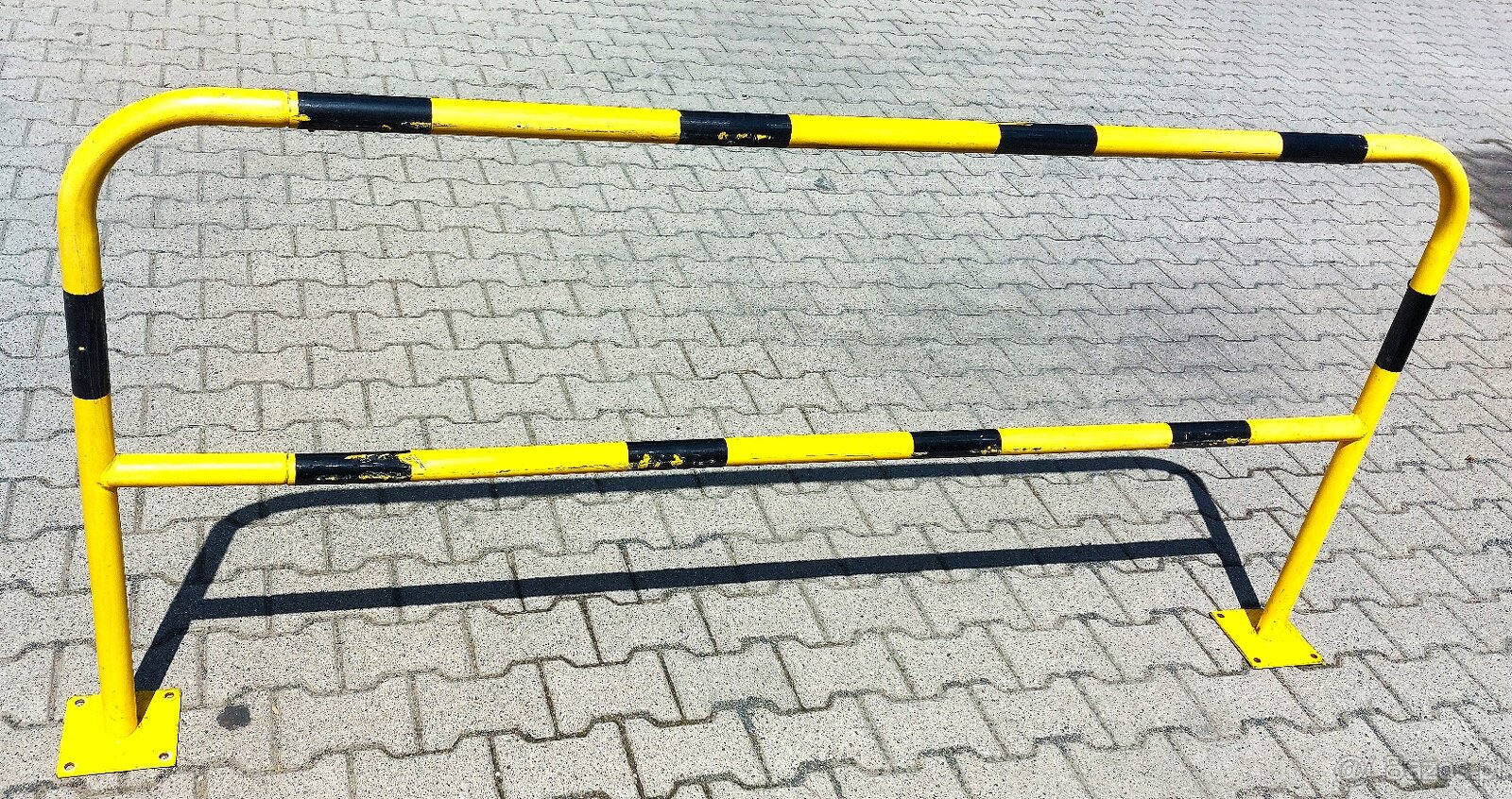 Barierki stalowe ochronne żółto-czarne - 6