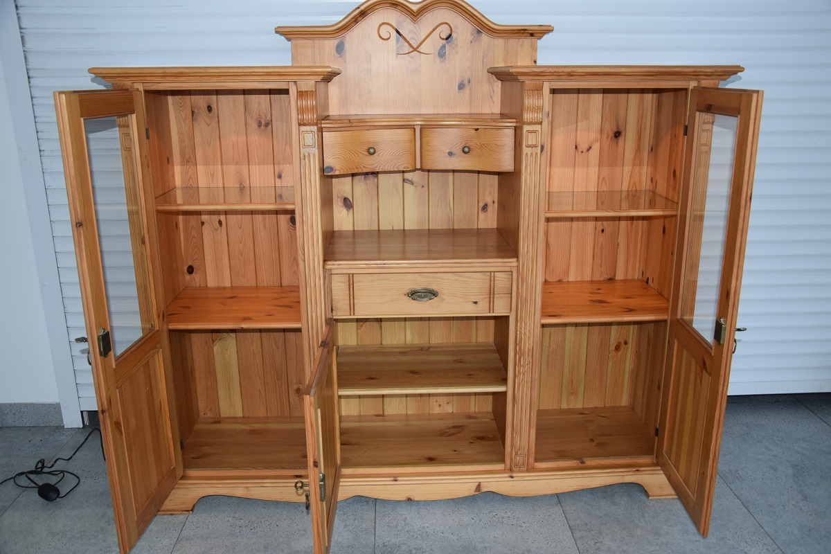 kredens z drewna sosnowego - jak nowy - 6