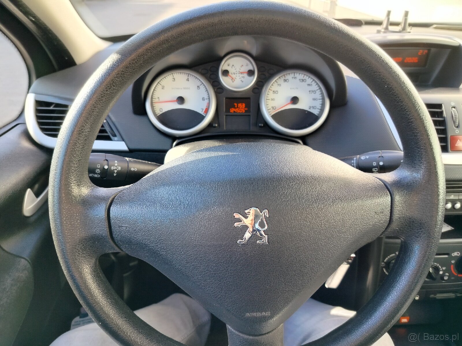 Peugeot 207 1.4 benzyna - 6