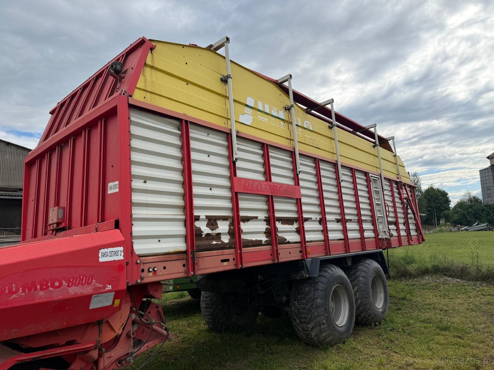 Przyczepa samozbierająca Pottinger Jumbo 8000 sprowadzona ce - 6