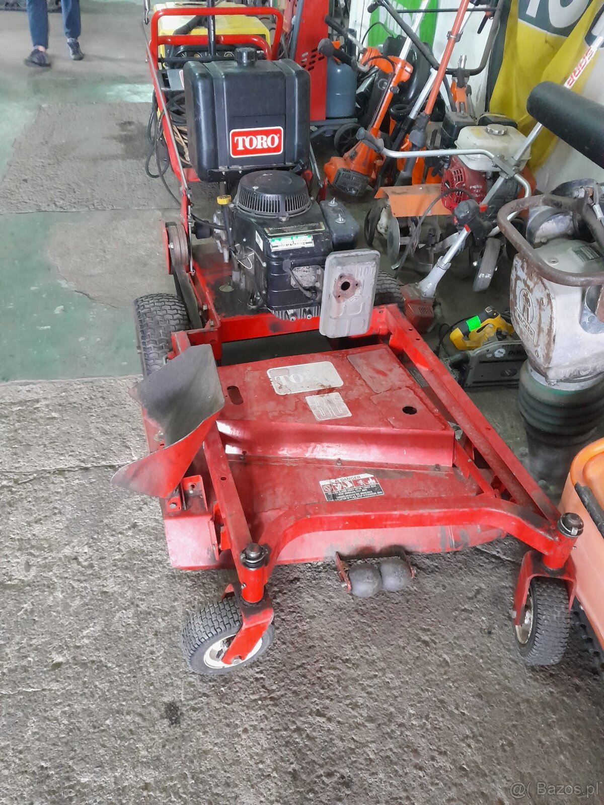 Toro Ferris kosiarka pielęgnacja sadownicza 17 km - 6