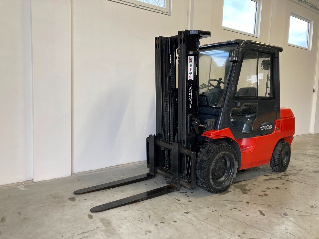 Sprzedaję używany wózek widłowy BT DT 35 (00845) - 6