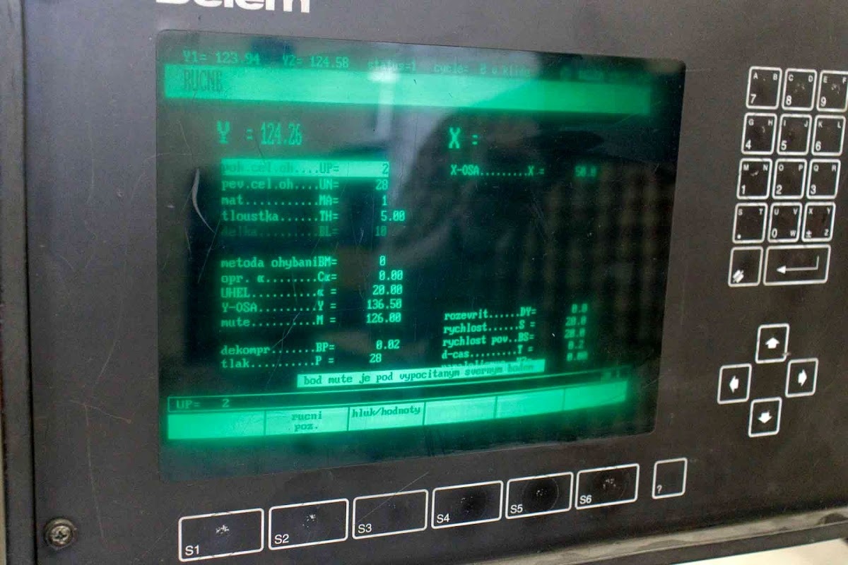 Liptovské strojárne HOL 80/2500 Prasa krawędziowa / CNC - 6