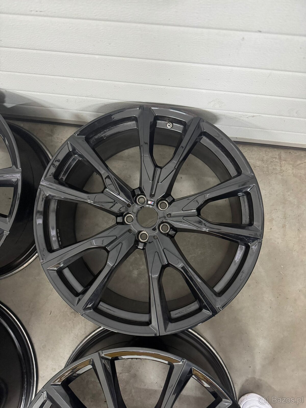 Kola BMW X7 R22 original - 6