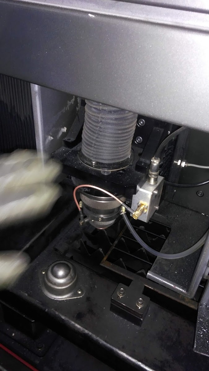 Hel Europe HEL-3015C-Y750 - Maszyna do cięcia Laser - 6