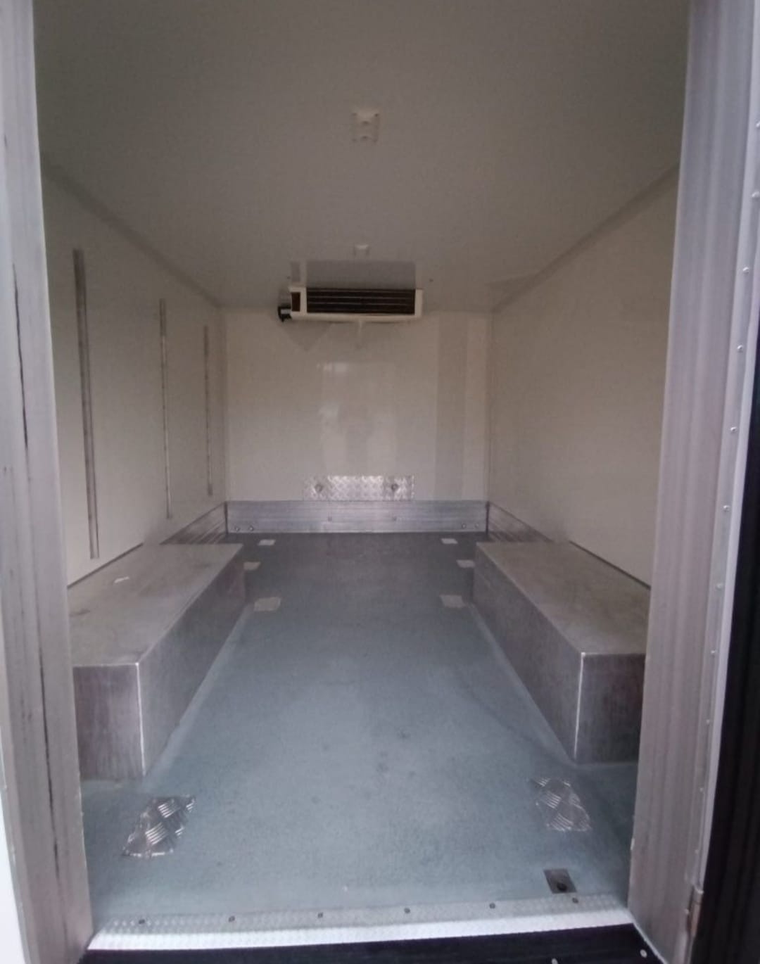 Przyczepa chłodnicza / Chłodnia Mobilna - 6