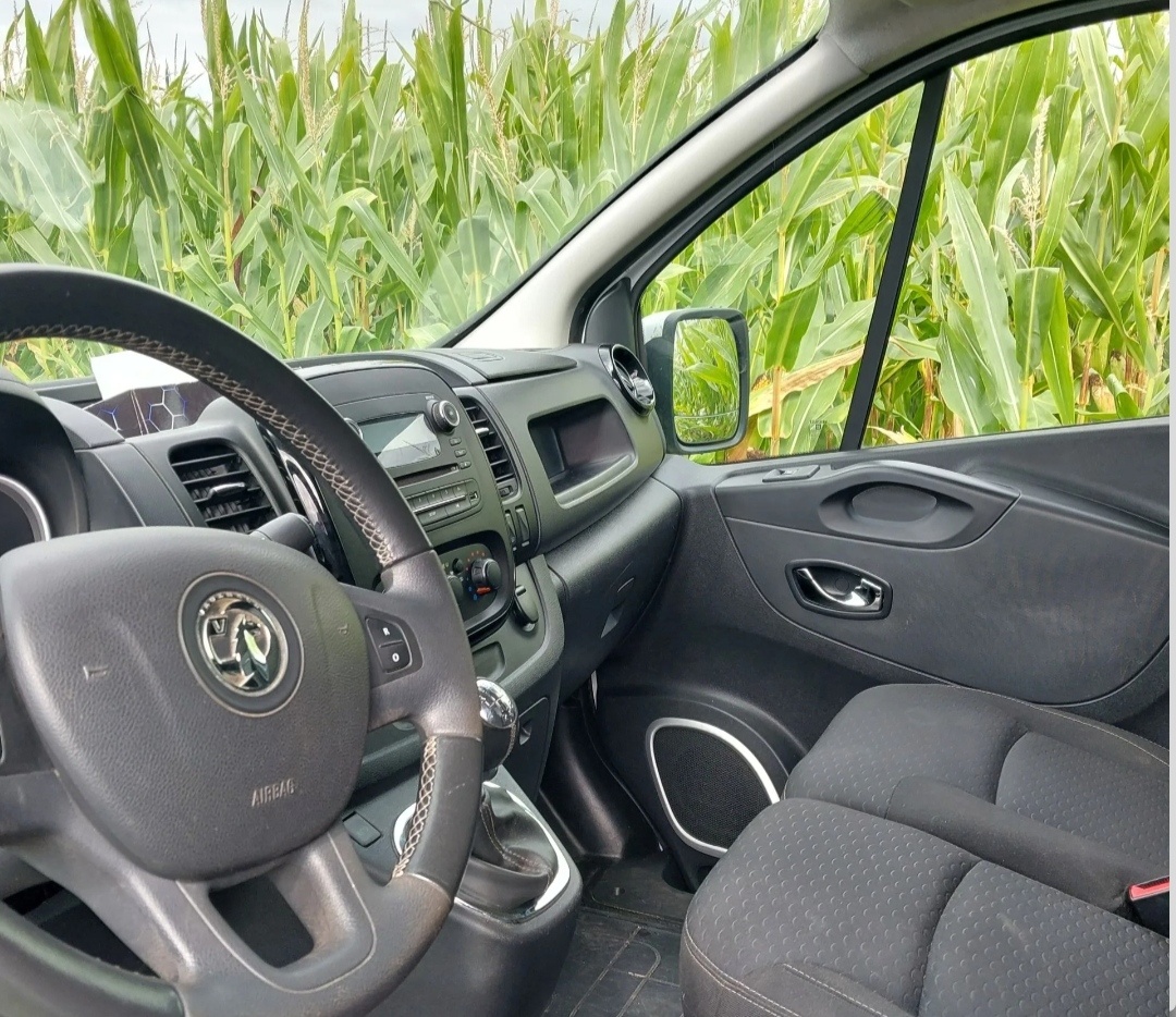 OPEL VIVARO 1.6 DIESEL / BI TURBO / 6 BIEGÓW / LONG - 6