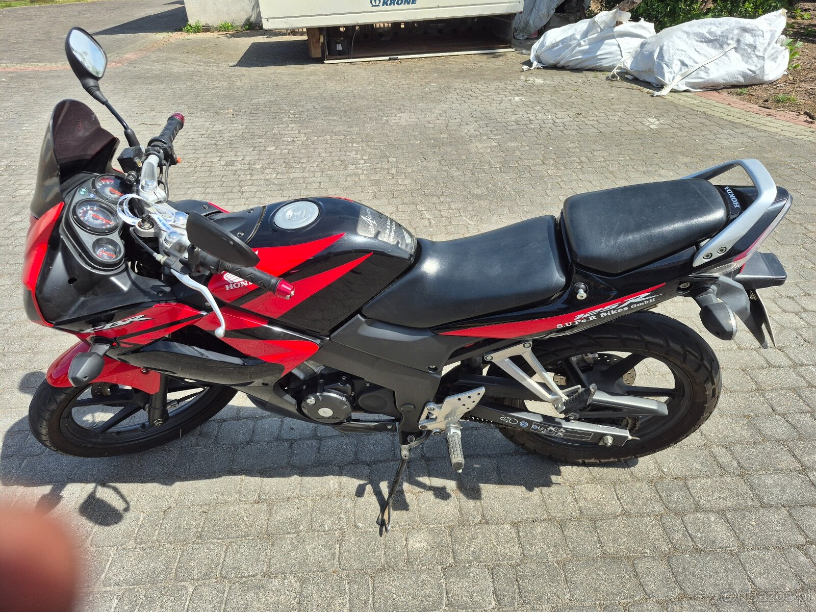 Honda CBR125R - 6