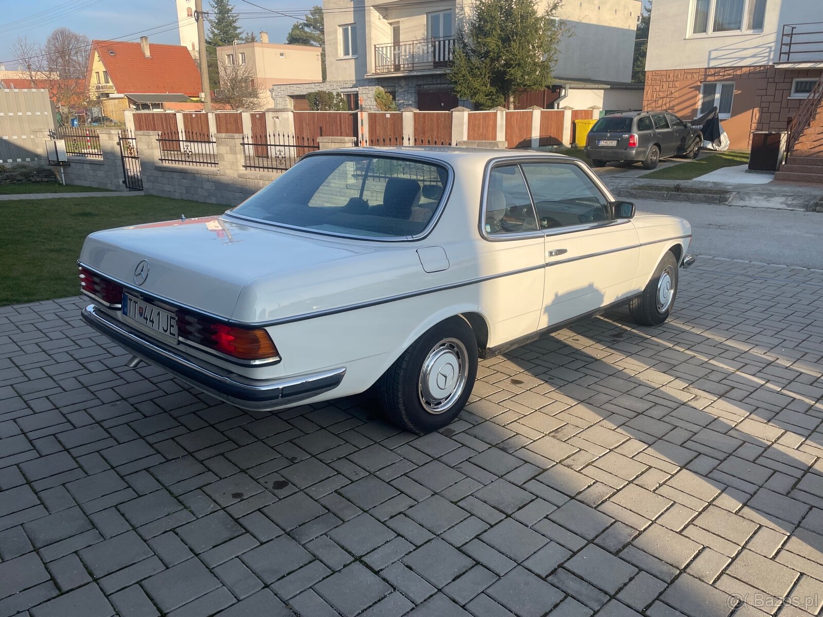 Mercedes w123 CE - 6