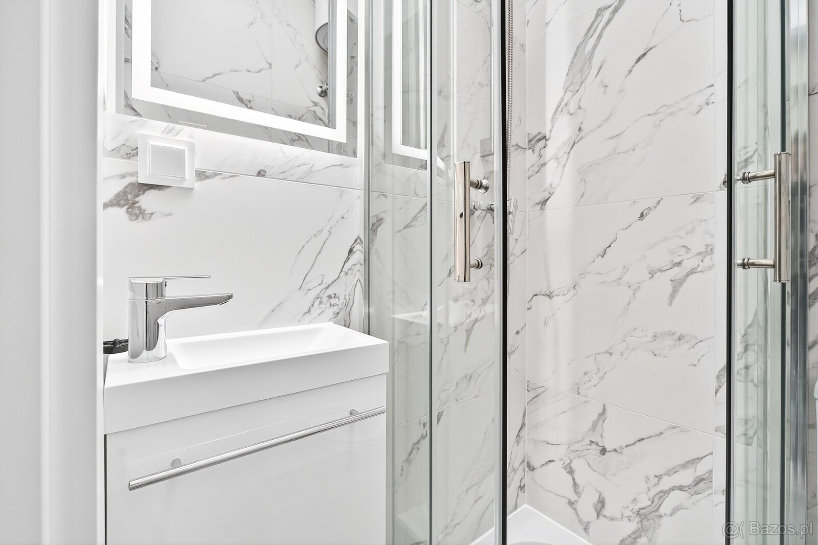 Nowoczesny pokój z łazienką i balkonem przy uczelni. - 6