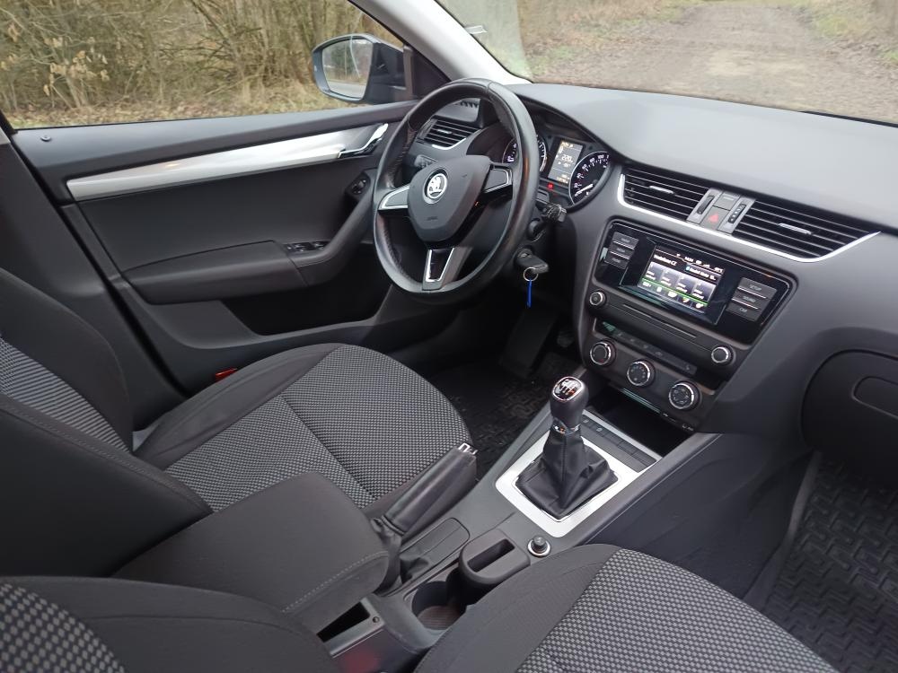 Skoda Octavia 1.4 i 110 Kw 2016 - 6