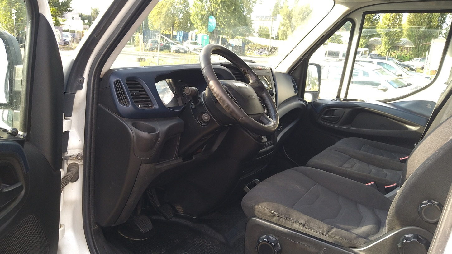 IVECO DAILY 35S15 3.0 DIESEL KLIMA 7 OSOB - 6