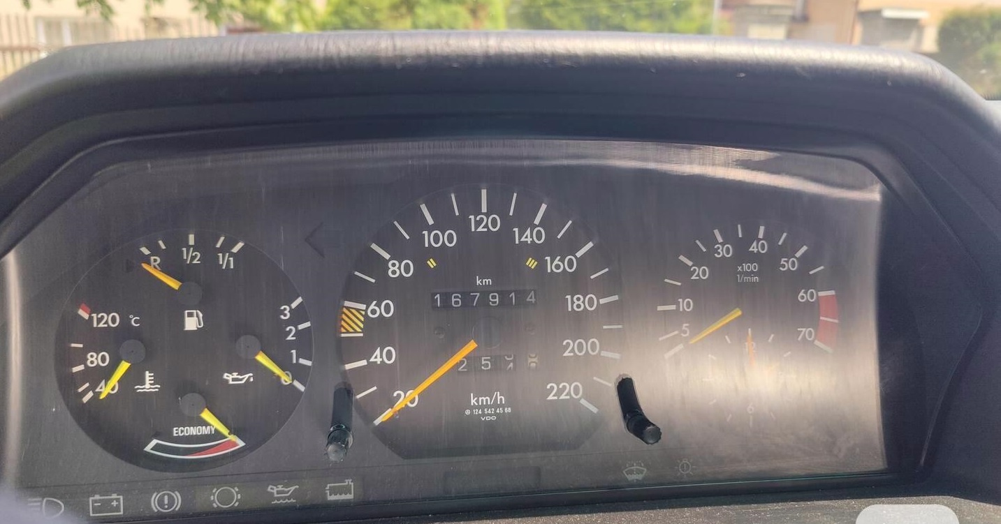 MERCEDES BENZ 1987 - 6