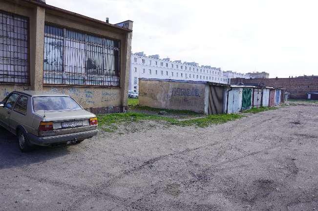 Udział 1/2 w garażu przy al. 23 stycznia - 6