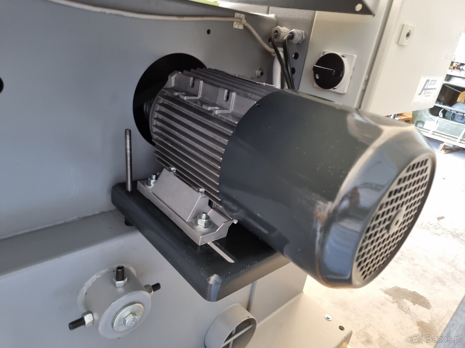 Piła taśmowa MEBER SR 900 do lameli rozcinania tarciy - 6