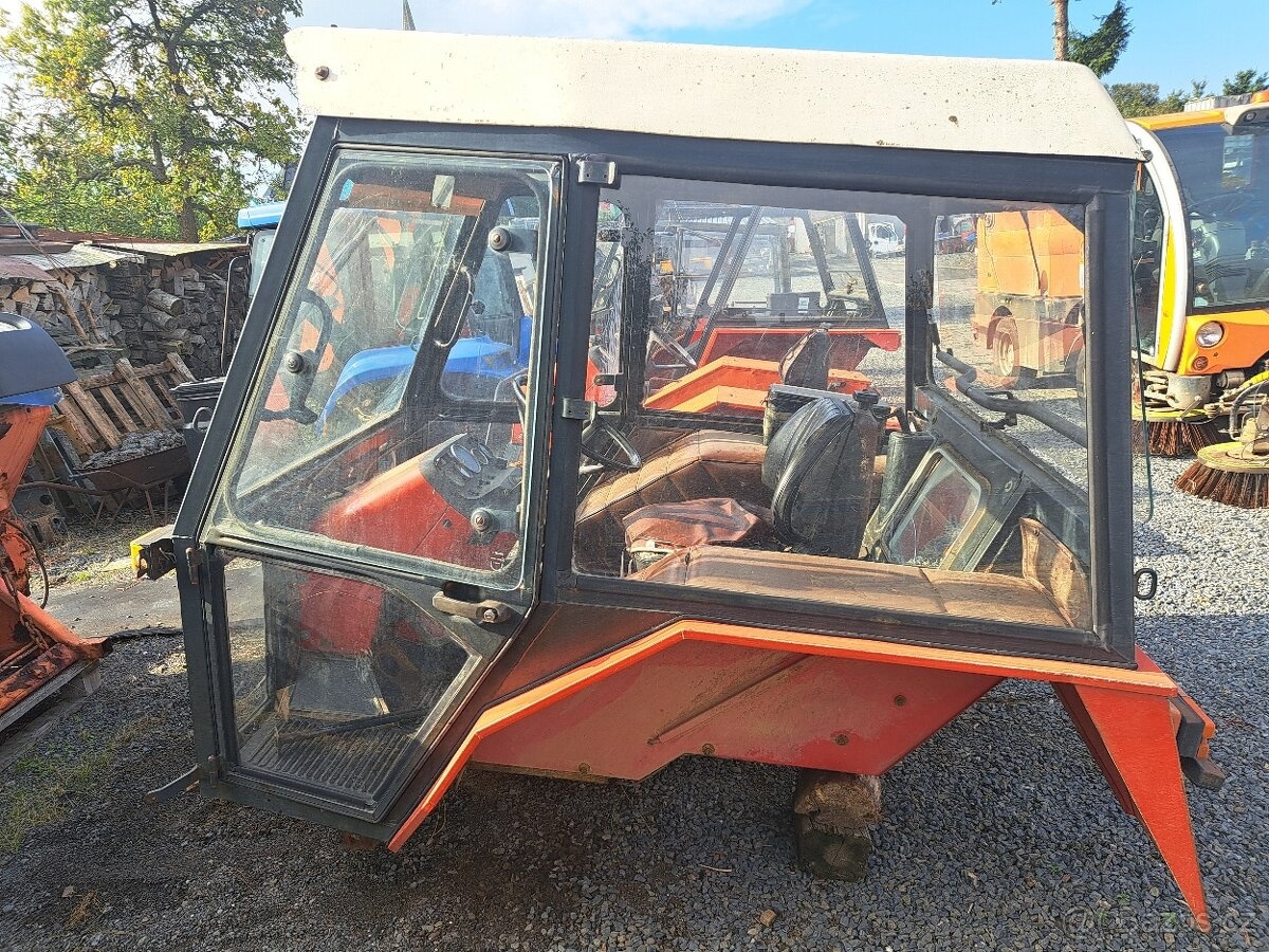 Kabina zetor 5211-7745. Typ BK 6011. - 6