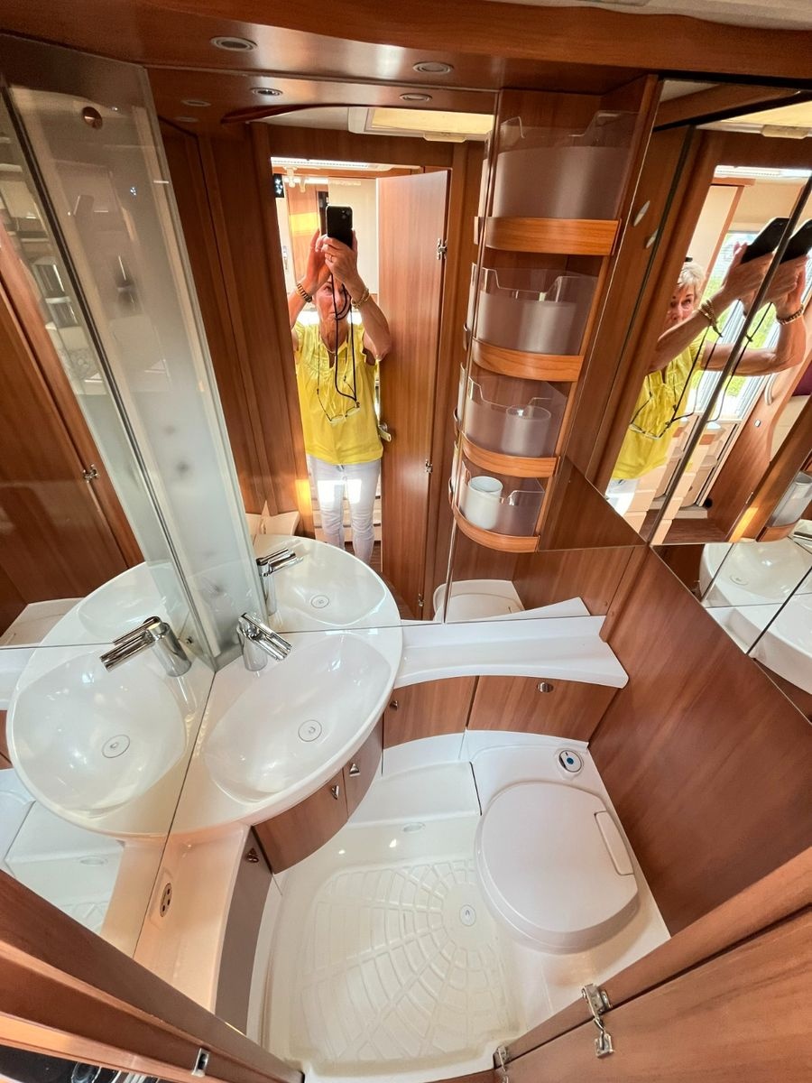 Przyczepa Kempingowa Hobby EXCELLENT 495 UL -1300kg,4osób - 6