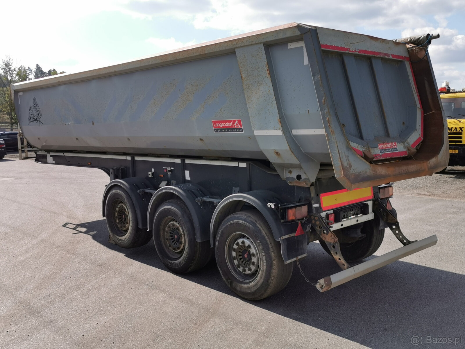 Sprzedam naczepę wywrotkę LANGENDORF SK24 - 6