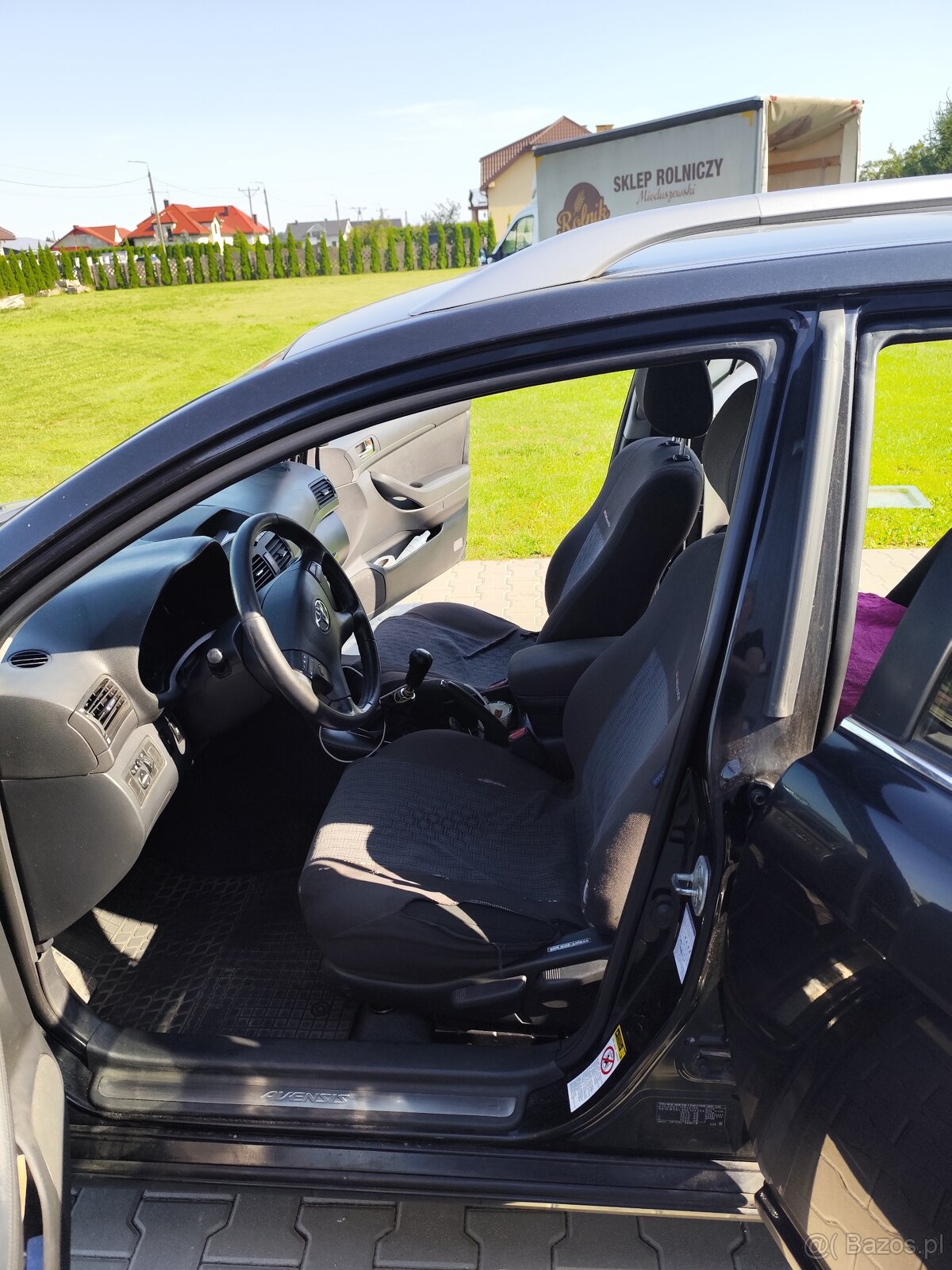 Sprzedam Toyota Avensis II 2005 - 6