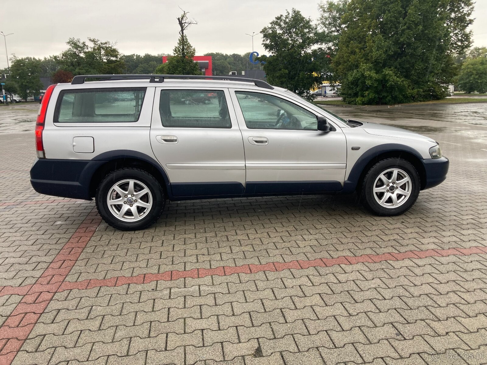 XC 70 TD-2.4 Napęd 4X4 - 6