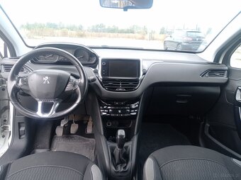 Sprzedam Peugeot 208 , 2016 , Salon Polska - 6
