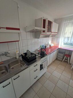 Mieszkanie o pow.32m2, II p.,  balkon, ul. Staszica - 6
