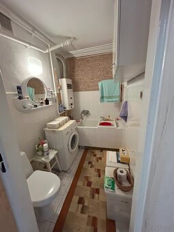 3 pokojowe mieszkanie w centrum Kielc - 6