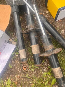 Sprzedam nowe przeguby i używane amortyzatory do Audi A5, 4 - 6