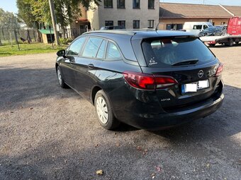Opel Astra 1.0i Turbo 77kw, r.2016, klimatyzacja - 6